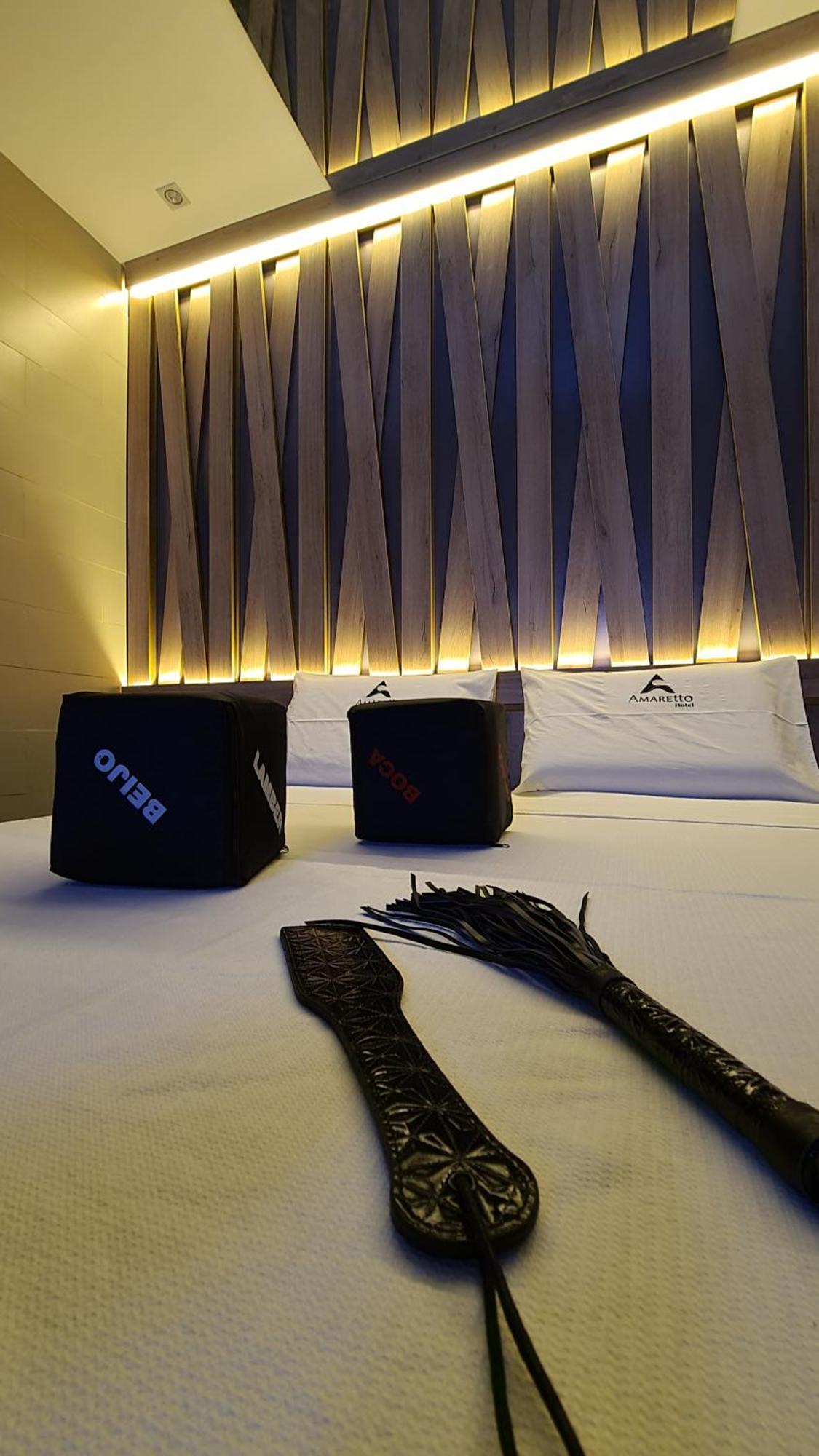Amaretto Motel - Adults Only Арковерди Экстерьер фото